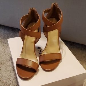 Cognac Wedges